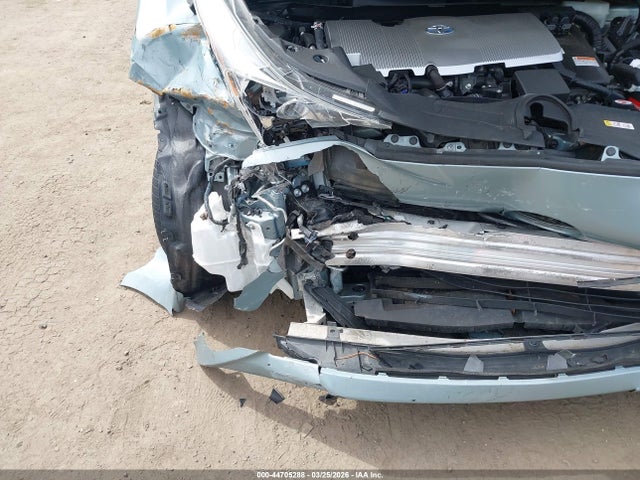 2017 Toyota Prius Two მანქანა იყიდება აუქციონზე, vin: JTDKBRFU0H3567532, აუქციონის ნომერი: 44705288