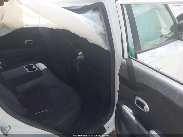 2018 KIA SOUL KNDJP3A58J7598388 Photo 7