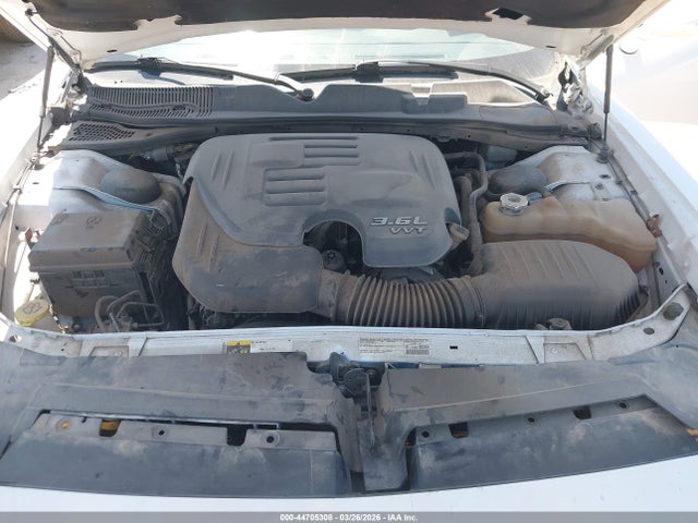 2C3CDYAGXEH282070 Dodge Challenger Sxt