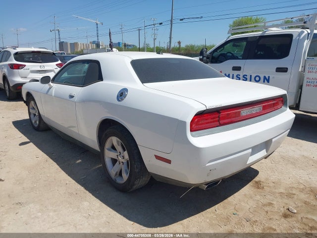 2C3CDYAGXEH282070 Dodge Challenger Sxt