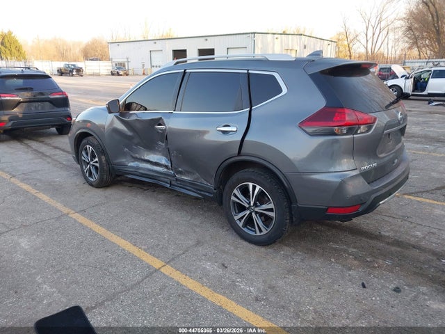 2019 Nissan Rogue Sv მანქანა იყიდება აუქციონზე, vin: 5N1AT2MV7KC821154, აუქციონის ნომერი: 44705365