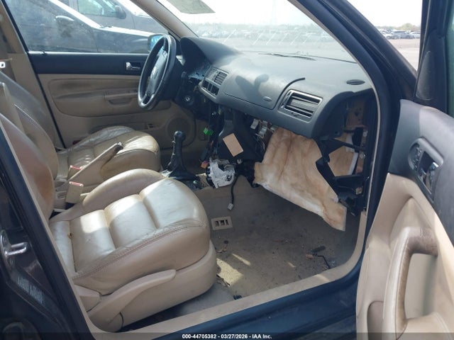 2001 Volkswagen Jetta Gls მანქანა იყიდება აუქციონზე, vin: 3VWSB69M31M087321, აუქციონის ნომერი: 44705382