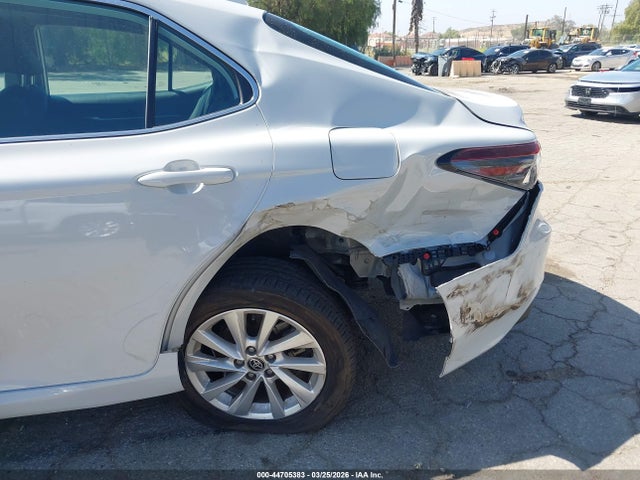 4T1C11AK9PU181453 Toyota CAMRY LE