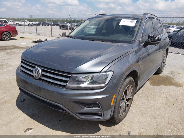 Продаж на аукціоні авто 2019 Volkswagen Tiguan 2.0t Se/2.0t Sel/2.0t Sel R-line/2.0t Sel R-line Black, vin: 3VV3B7AX6KM090199, номер лоту: 44705395