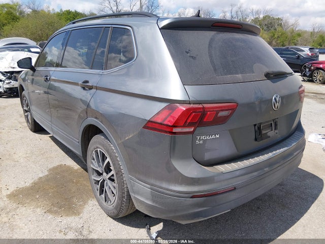 Продаж на аукціоні авто 2019 Volkswagen Tiguan 2.0t Se/2.0t Sel/2.0t Sel R-line/2.0t Sel R-line Black, vin: 3VV3B7AX6KM090199, номер лоту: 44705395