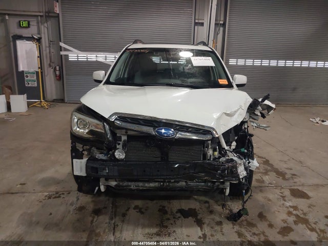 44705404 :رقم المزاد ، JF2SJARCXHH518561 vin ، 2017 Subaru Forester 2.5i Limited مزاد بيع
