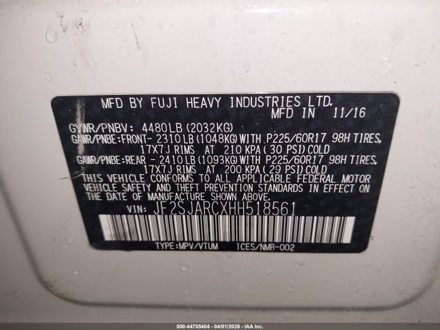 44705404 :رقم المزاد ، JF2SJARCXHH518561 vin ، 2017 Subaru Forester 2.5i Limited مزاد بيع