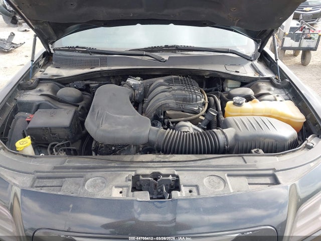 Продаж на аукціоні авто 2013 Chrysler 300 Motown, vin: 2C3CCAAGXDH660851, номер лоту: 44705412