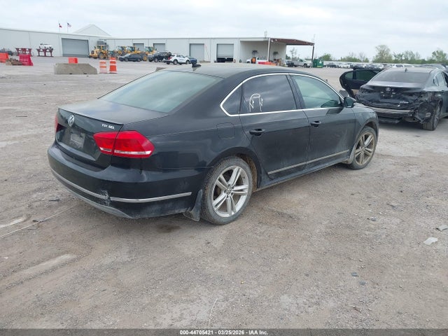 2014 VOLKSWAGEN PASSAT 1VWCN7A32EC091386 Photo 3