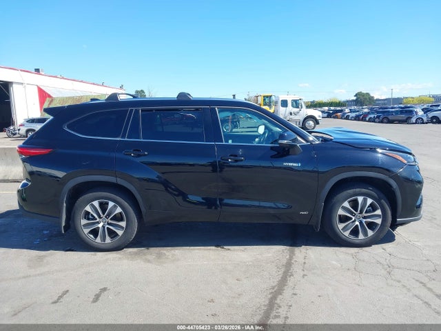 5TDGBRCH3MS522932 Toyota Highlander Hybrid Xle