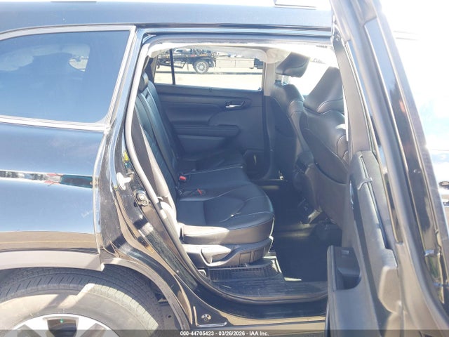 5TDGBRCH3MS522932 Toyota Highlander Hybrid Xle