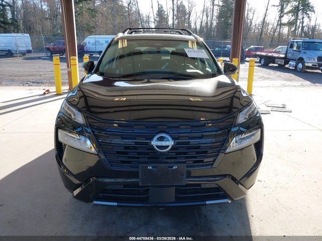 JN8BT3DD2TW470812 Nissan Rogue Platinum