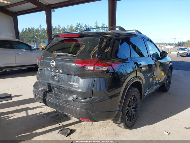 JN8BT3DD2TW470812 Nissan Rogue Platinum