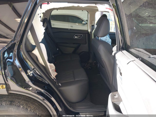 JN8BT3DD2TW470812 Nissan Rogue Platinum