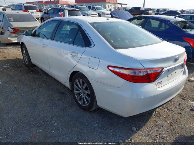 Toyota CAMRY XLE 2016 4T1BF1FK1GU214631 Image 3