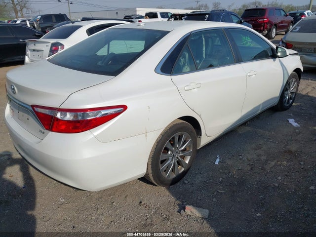 Toyota CAMRY XLE 2016 4T1BF1FK1GU214631 Image 4