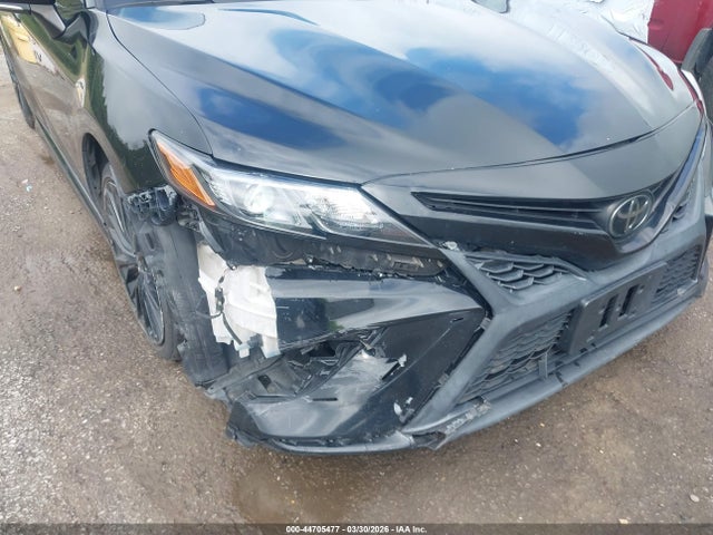 Продажа на аукционе авто 2022 Toyota Camry Se Nightshade Special Awd, vin: 4T1G11BK1NU049770, номер лота: 44705477