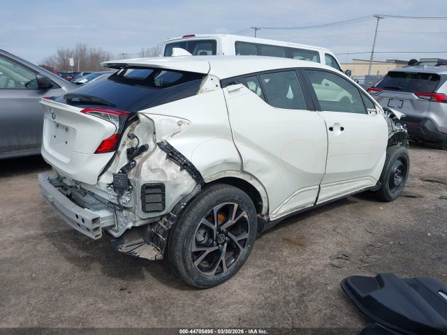 Продажа на аукционе авто 2020 Toyota C-hr Xle, vin: JTNKHMBXXL1067654, номер лота: 44705495