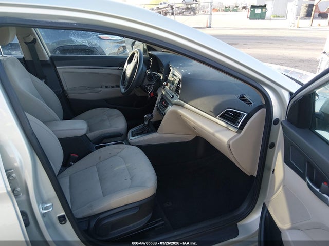 Продаж на аукціоні авто 2017 Hyundai Elantra Se, vin: KMHD74LF2HU359371, номер лоту: 44705588
