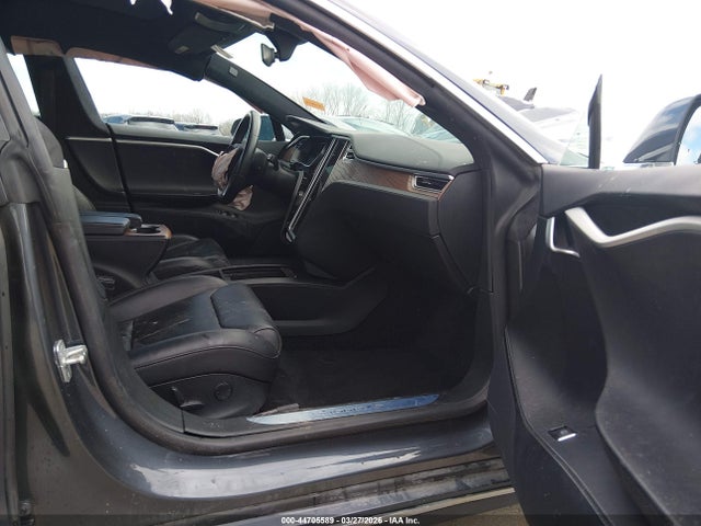 Aukcja sprzedaży 2018 Tesla Model S 100d/75d/p100d, vin: 5YJSA1E2XJF252511, numer aukcji: 44705589