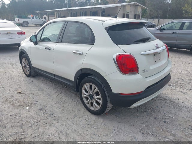 2016 FIAT 500X ZFBCFXBT9GP397949 Photo 2