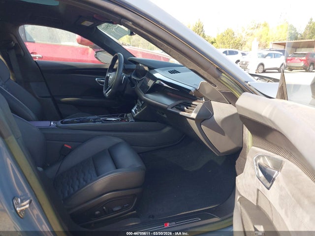 Продаж на аукціоні авто 2022 Audi Rs E-tron Gt Quattro, vin: WAUBHBFW7N7904612, номер лоту: 44705611