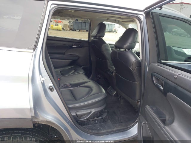 Aukcja sprzedaży 2022 Toyota Highlander Hybrid Xle, vin: 5TDGBRCH8NS081994, numer aukcji: 44705639