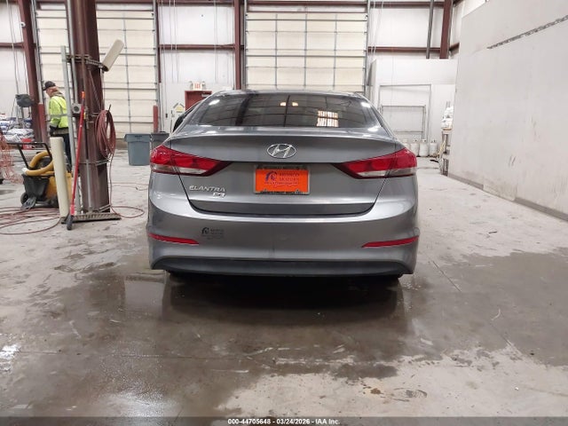 Hyundai ELANTRA SE 2018 5NPD74LF4JH287786 Image 16
