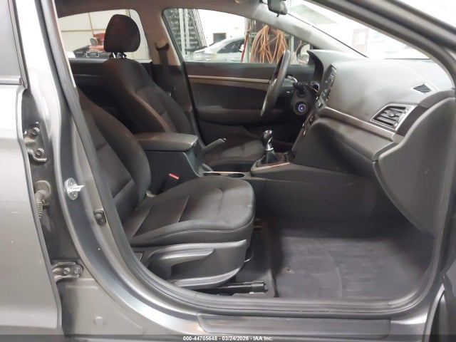 Hyundai ELANTRA SE 2018 5NPD74LF4JH287786 Image 5