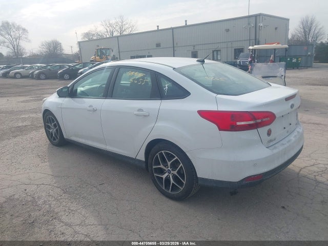 1FADP3H28HL275667 Ford FOCUS SEL