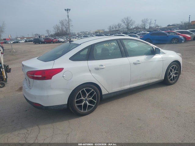 1FADP3H28HL275667 Ford FOCUS SEL