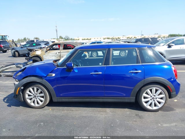 Auction sale of the 2021 Mini Hardtop Oxford Edition, vin: WMWXU7C09M2N55494, lot number: 44705664