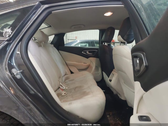 2016 Chrysler 200 Limited მანქანა იყიდება აუქციონზე, vin: 1C3CCCAB5GN183404, აუქციონის ნომერი: 44705671