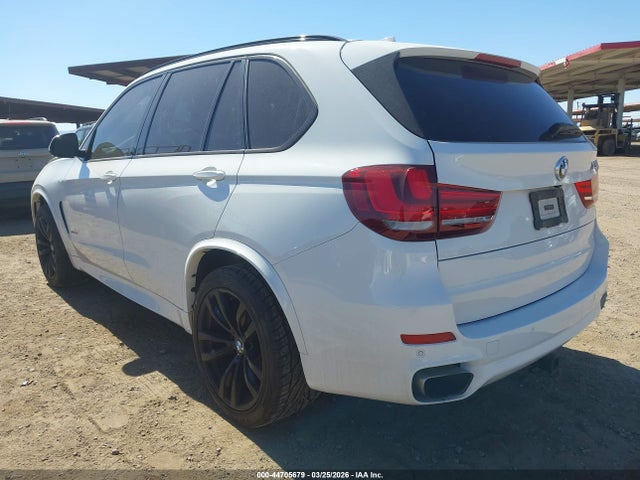 2015 BMW X5 5UXKR0C53F0K68196 Photo 2