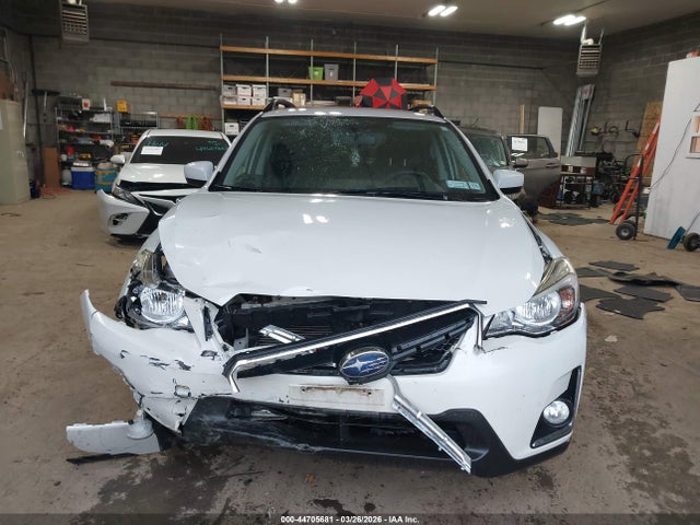 Продажа на аукционе авто 2017 Subaru Crosstrek 2.0i Premium, vin: JF2GPABC7H8256397, номер лота: 44705681