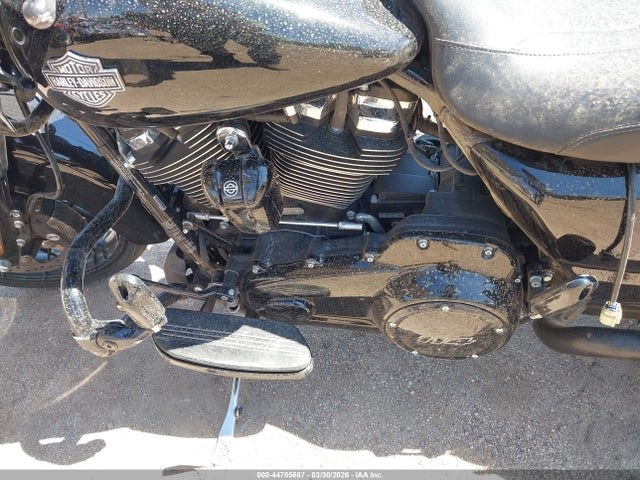 1HD1KTP1XPB662177 Harley-Davidson FLTRXS