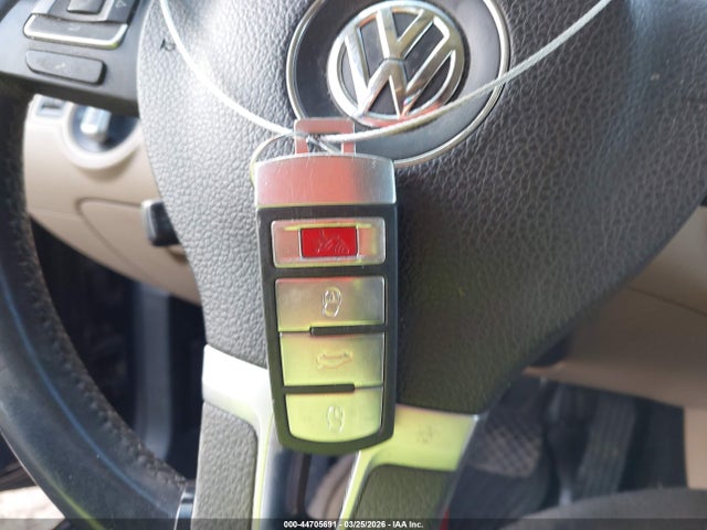 2013 VOLKSWAGEN CC WVWBN7AN3DE502958 Photo 10