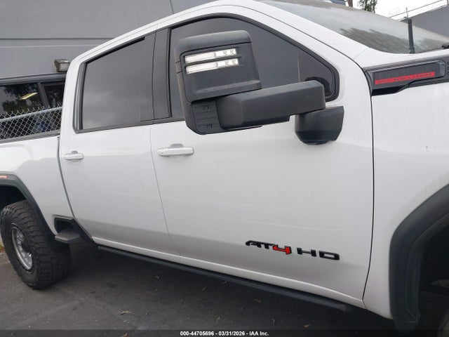 1GT49PEY9LF269744 GMC Sierra 2500hd 4wd Standard Bed At4
