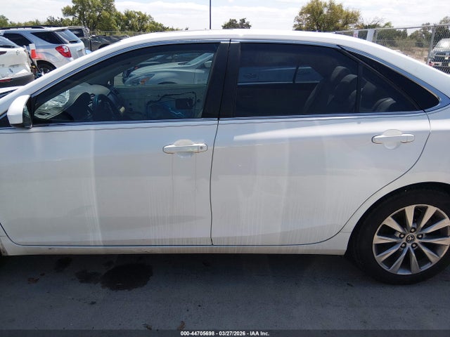 Toyota CAMRY XLE 2016 4T1BF1FK8GU550552 Image 15