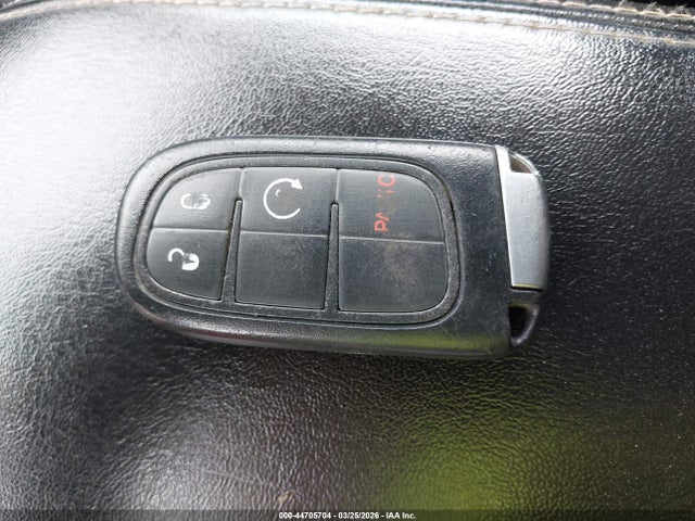 2016 Jeep Cherokee Limited მანქანა იყიდება აუქციონზე, vin: 1C4PJLDB2GW229439, აუქციონის ნომერი: 44705704