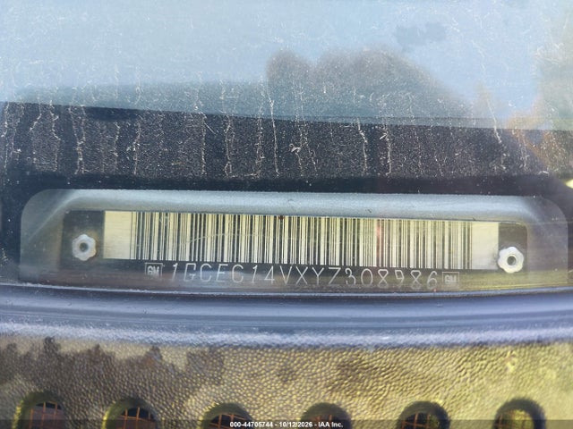 44705744 :رقم المزاد ، 1GCEC14VXYZ308986 vin ، 2000 Chevrolet Silverado 1500 Ls مزاد بيع