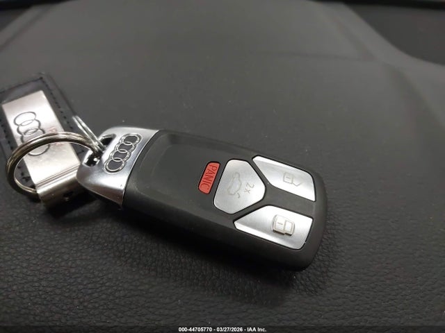 2022 Audi Q5 Premium 45 Tfsi S Line Quattro S Tronic მანქანა იყიდება აუქციონზე, vin: WA1GAAFYXN2100689, აუქციონის ნომერი: 44705770