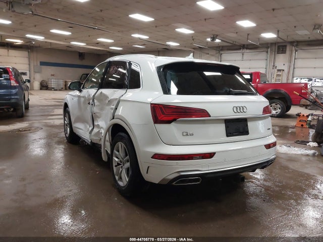 2022 Audi Q5 Premium 45 Tfsi S Line Quattro S Tronic მანქანა იყიდება აუქციონზე, vin: WA1GAAFYXN2100689, აუქციონის ნომერი: 44705770