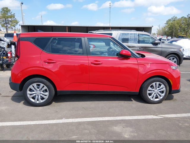 KNDJ23AU8M7139632 KIA SOUL LX