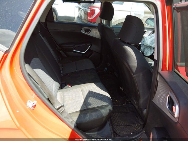 KNDJ23AU8M7139632 KIA SOUL LX