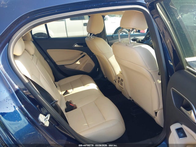 44705779 :رقم المزاد ، WDCTG4GB4HJ345104 vin ، 2017 Mercedes-benz Gla 250 4matic مزاد بيع