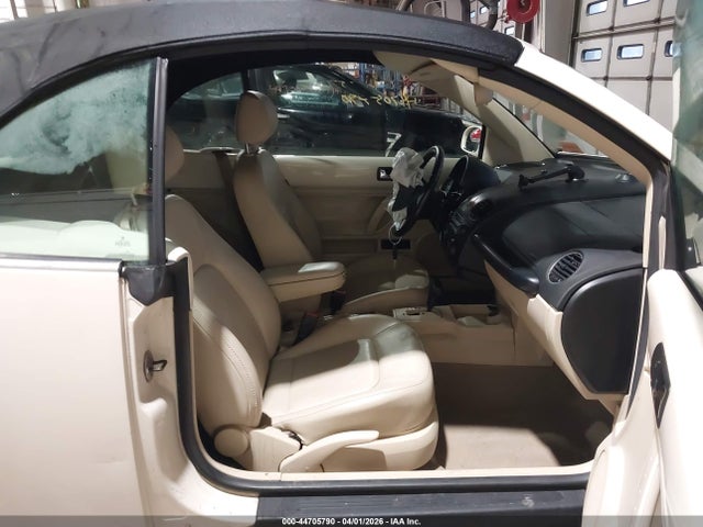 2009 Volkswagen New Beetle 2.5l მანქანა იყიდება აუქციონზე, vin: 3VWRG31Y39M408783, აუქციონის ნომერი: 44705790