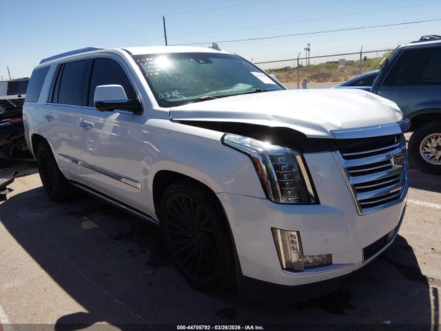 2016 Cadillac Escalade Platinum მანქანა იყიდება აუქციონზე, vin: 1GYS4DKJ8GR325442, აუქციონის ნომერი: 44705792