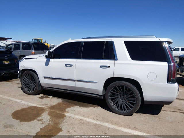 2016 Cadillac Escalade Platinum მანქანა იყიდება აუქციონზე, vin: 1GYS4DKJ8GR325442, აუქციონის ნომერი: 44705792