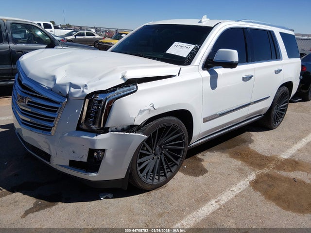 2016 Cadillac Escalade Platinum მანქანა იყიდება აუქციონზე, vin: 1GYS4DKJ8GR325442, აუქციონის ნომერი: 44705792